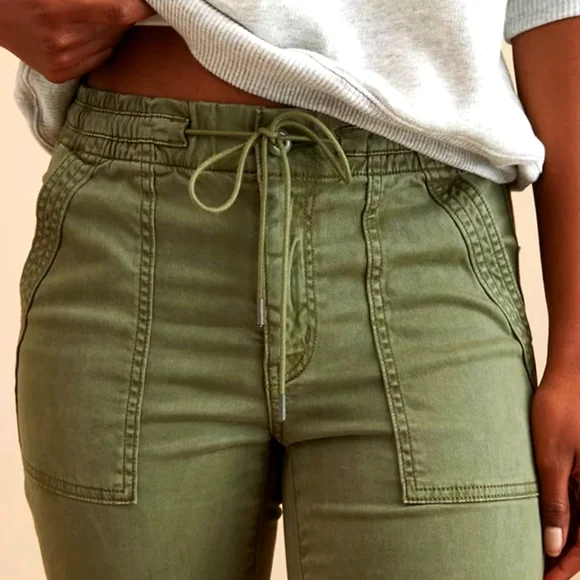 NEW American Eagle NE(X)T LEVEL High-Waisted Jeggin Joggers - Picture 3 of 3